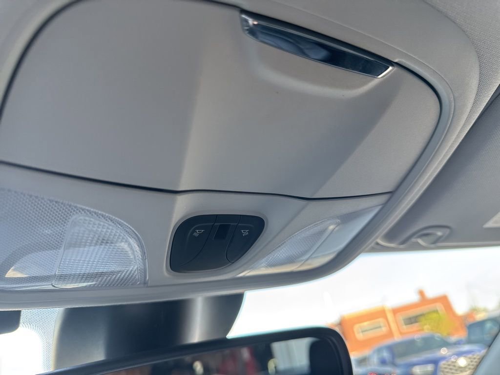 Used 2021 Jeep Cherokee Latitude Lux FWD image 24