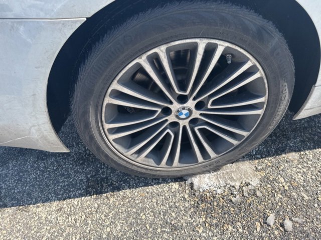 Used 2020 BMW 530i xDrive w/ Convenience Package image 12