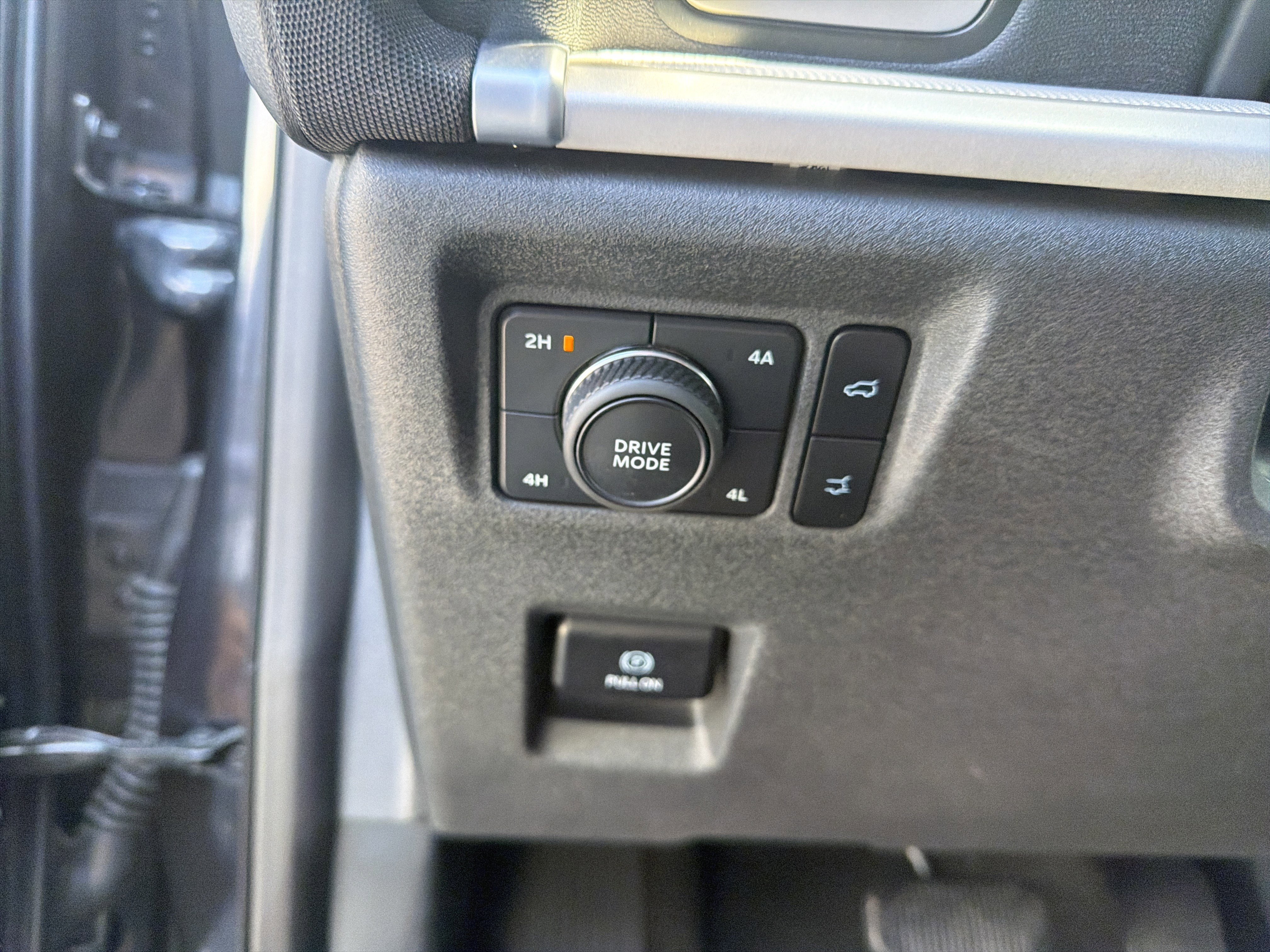 Certified 2025 Ford Expedition Max Active AWD/4WD image 33