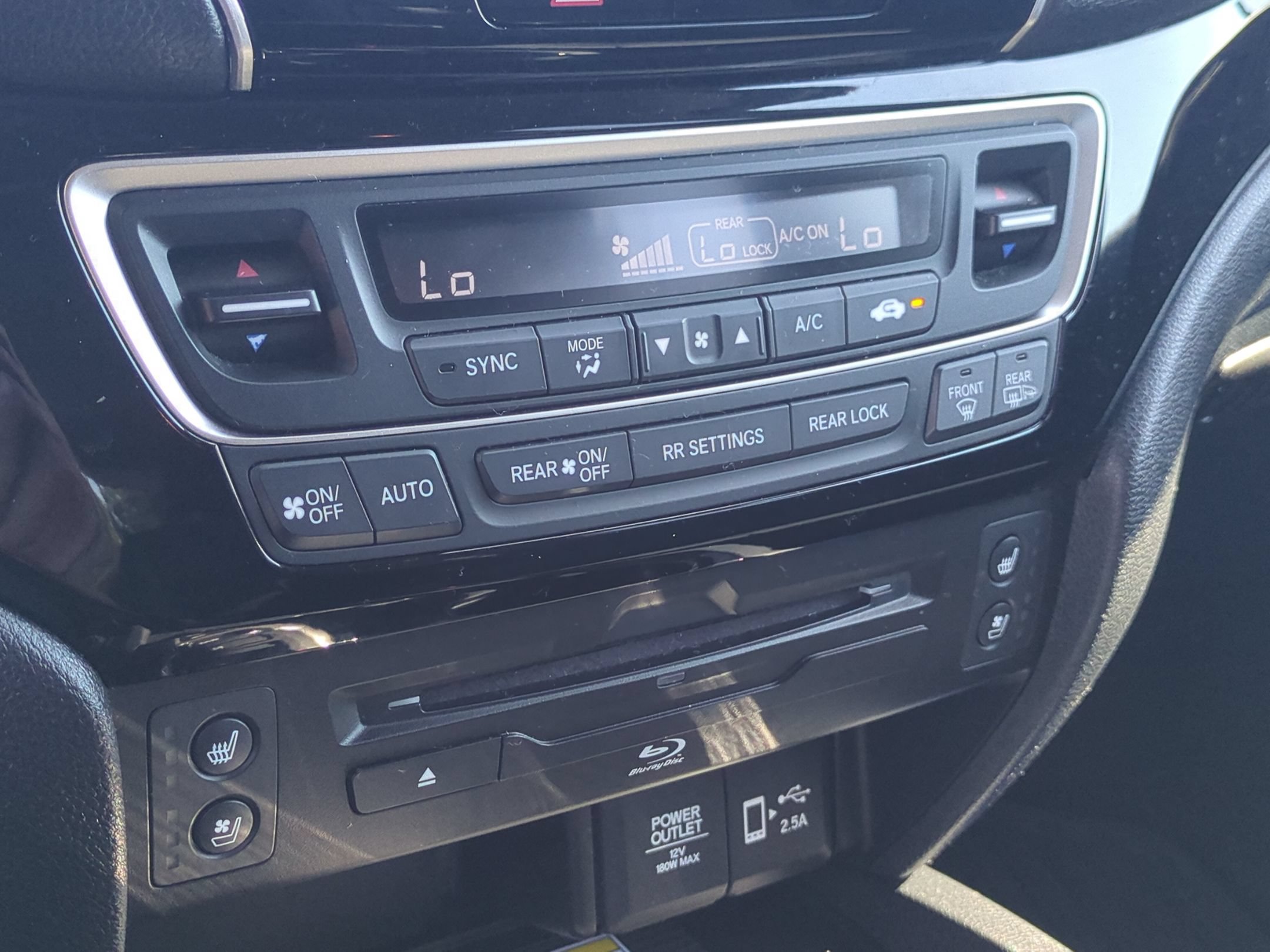 Used 2022 Honda Pilot Elite image 22