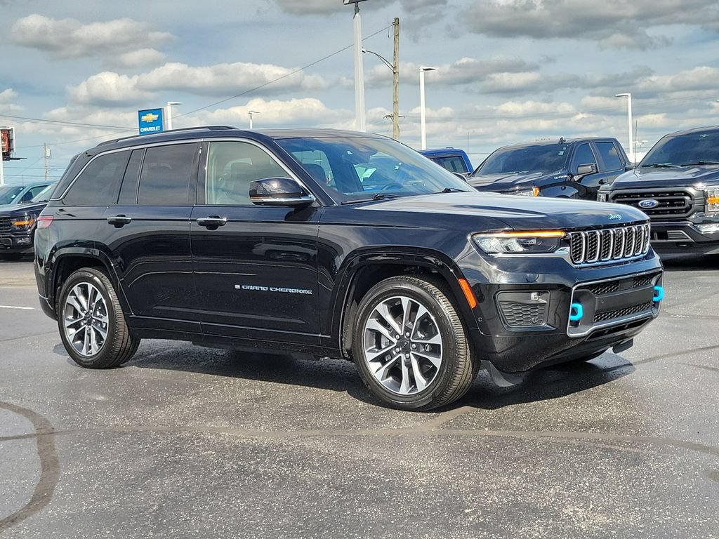 Used 2023 Jeep Grand Cherokee Overland w/ Advanced Protech Group III AWD/4WD 360° Tour