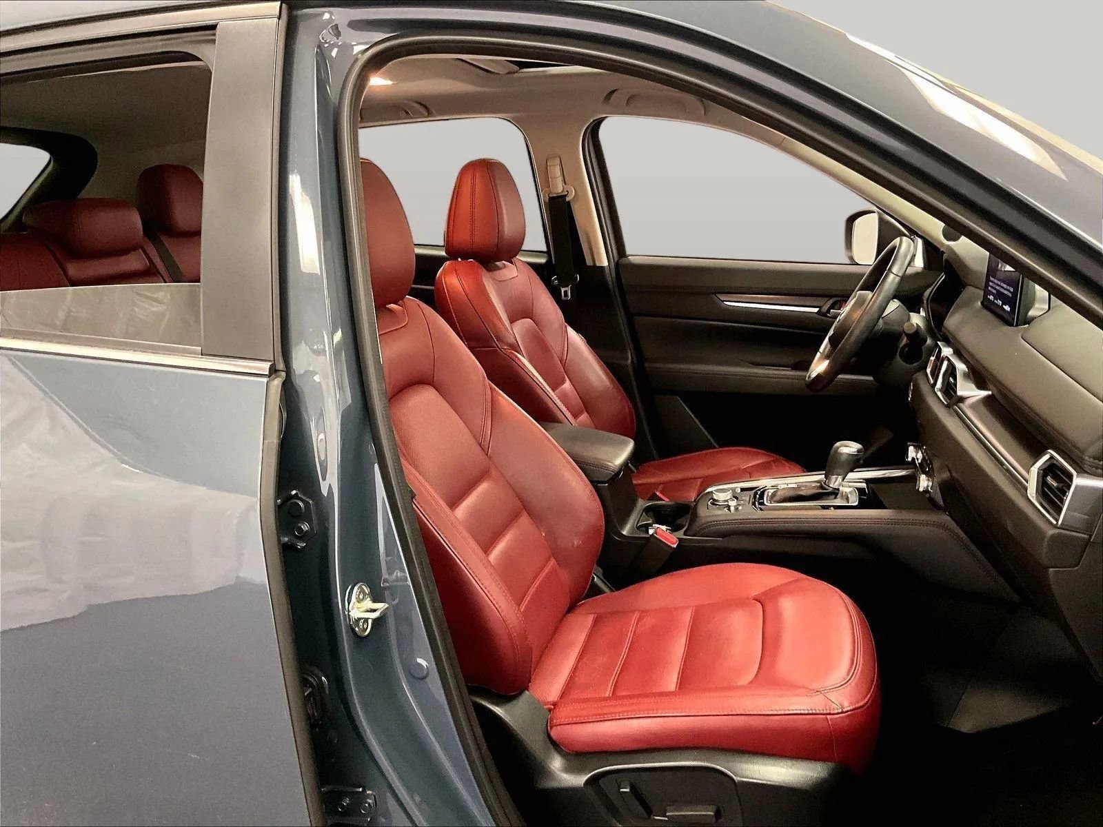 Used 2023 MAZDA CX-5 Carbon Edition image 7