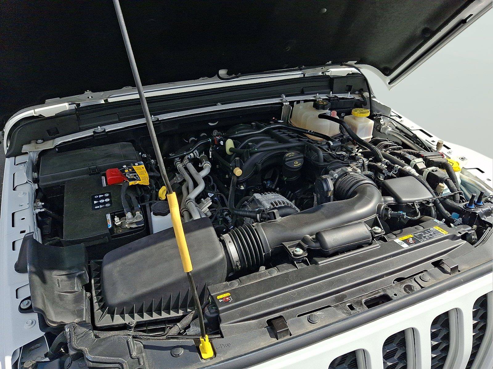 Used 2022 Jeep Gladiator Overland w/ Popular Equipment Package AWD/4WD image 23