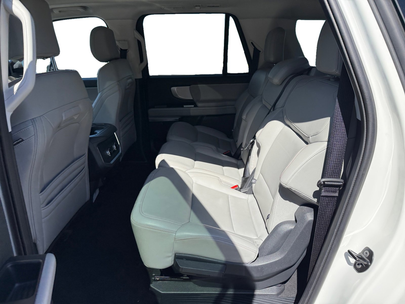 Certified 2025 Ford Expedition Max Active image 16