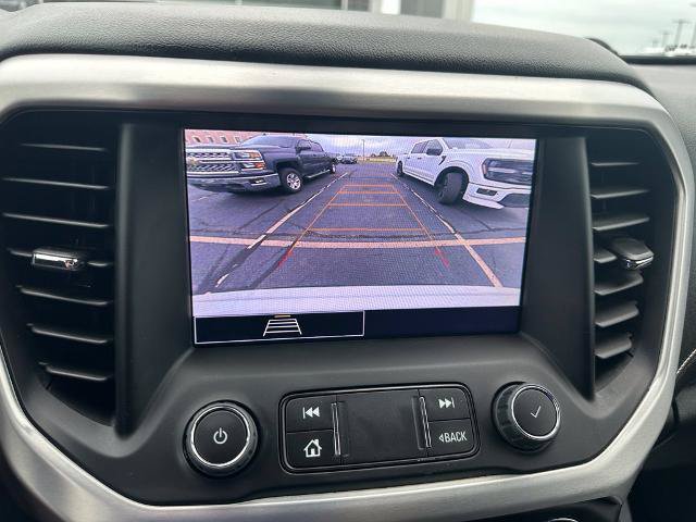 Used 2023 GMC Acadia SLE w/ Elevation Edition FWD image 11