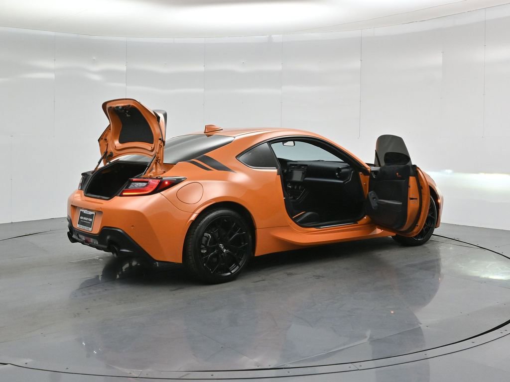 Used 2023 Toyota GR86 10th Anniversary SE RWD image 5