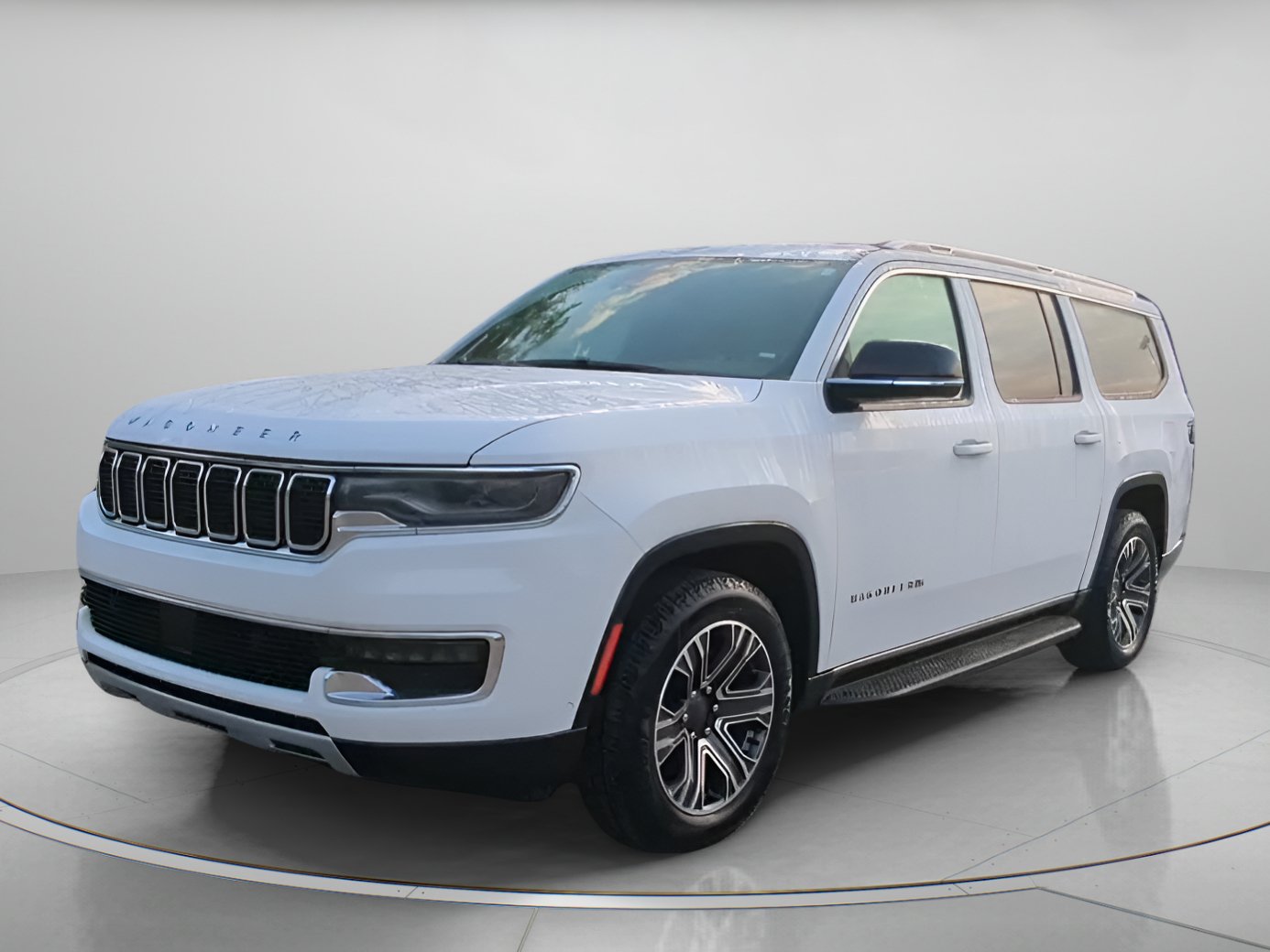 Used 2024 Jeep Wagoneer L Series II w/ Flexible Seating Group RWD image 8