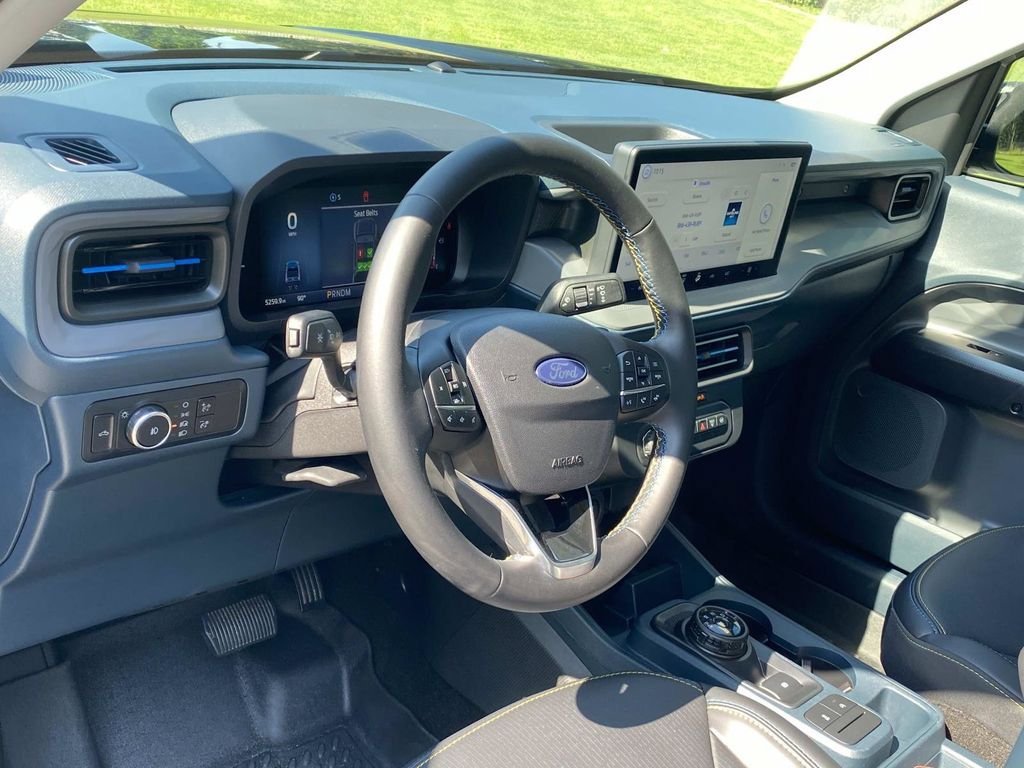 Certified 2025 Ford Maverick Lobo AWD/4WD image 20