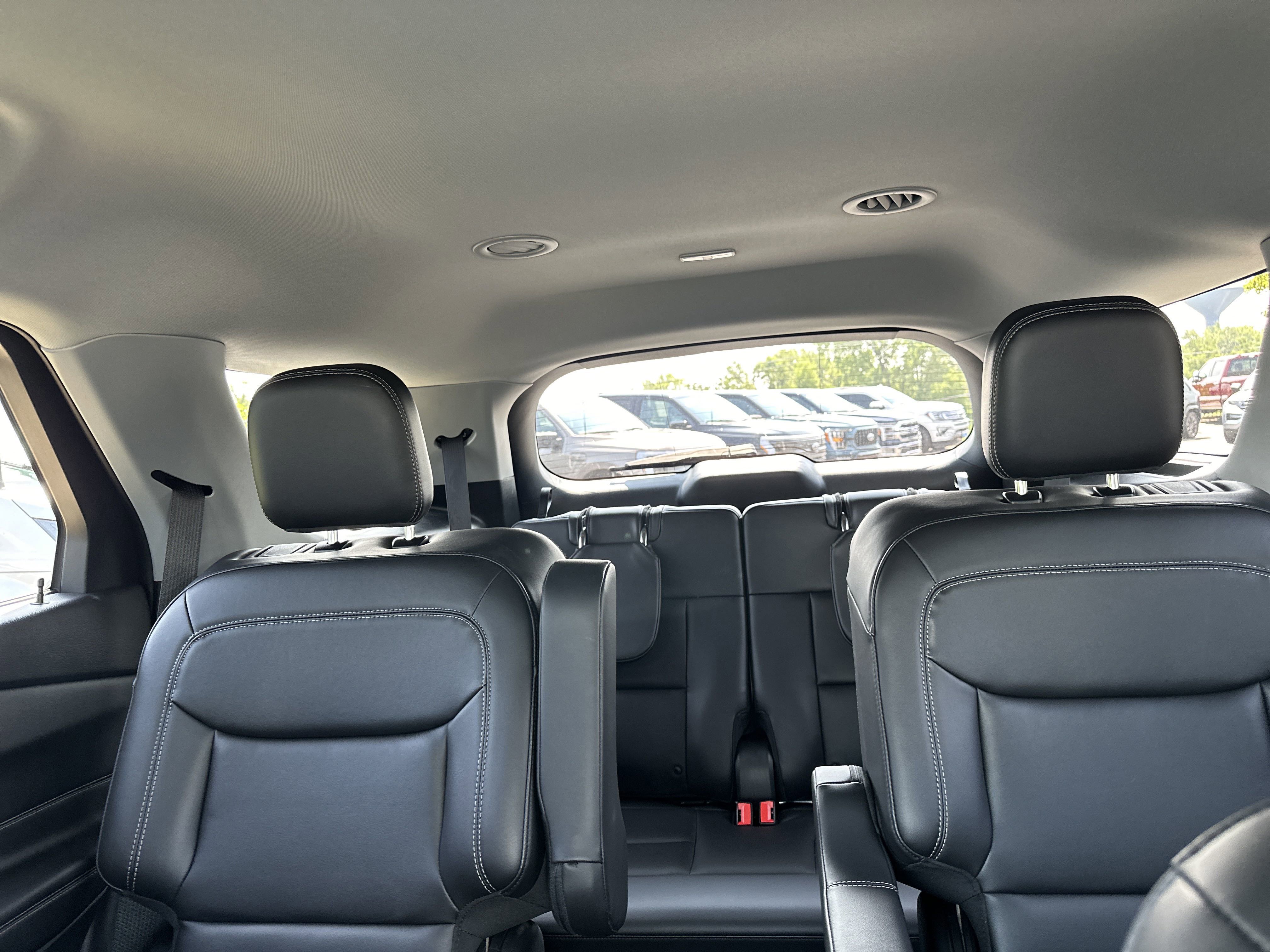 Certified 2023 Ford Explorer XLT w/ Equipment Group 202A image 23