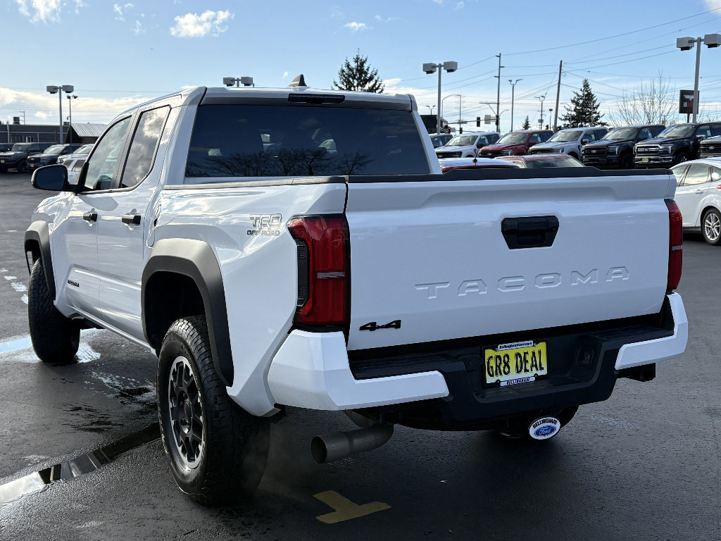 Used 2024 Toyota Tacoma TRD Off-Road AWD/4WD image 5