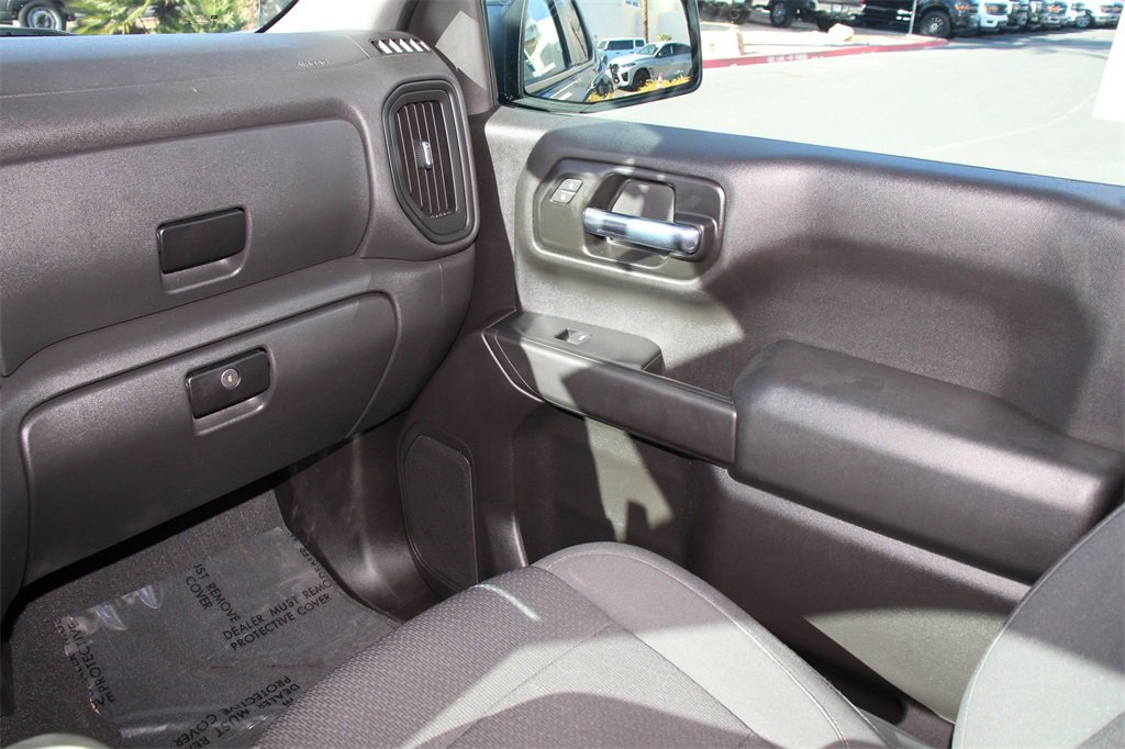Used 2021 Chevrolet Silverado 1500 Custom image 17