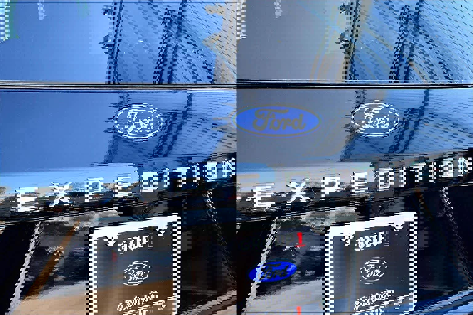 Certified 2025 Ford Expedition Active image 9