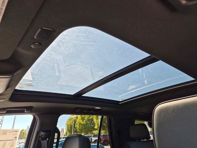 Used 2023 GMC Yukon Denali RWD image 22