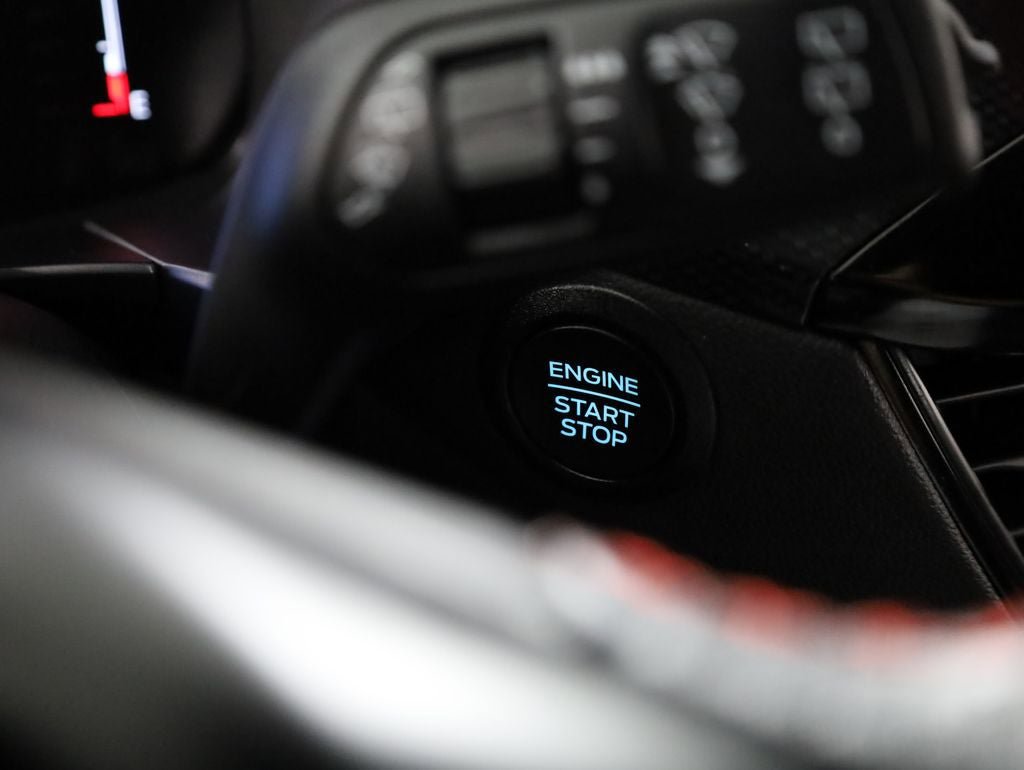 Certified 2025 Ford Escape ST-Line AWD/4WD image 20