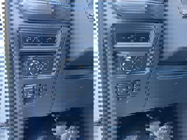 Certified 2023 Ford F150 Platinum w/ Equipment Group 701A High image 41