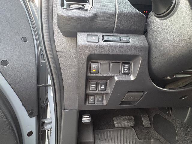 Used 2023 Nissan Frontier PRO-4X w/ Pro Convenience Package image 15