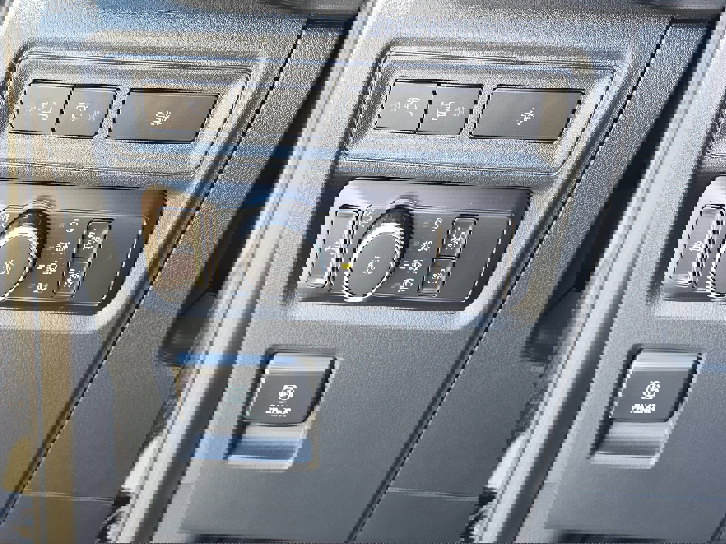 Certified 2022 Ford F150 XLT w/ Equipment Group 302A High image 24