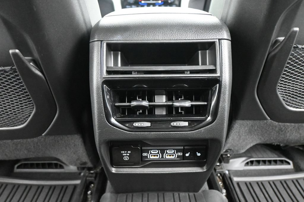 Used 2023 Jeep Grand Cherokee 30th Anniversary AWD/4WD image 21