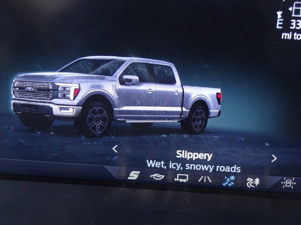 Certified 2024 Ford F150 XLT w/ Mobile Office Package image 3