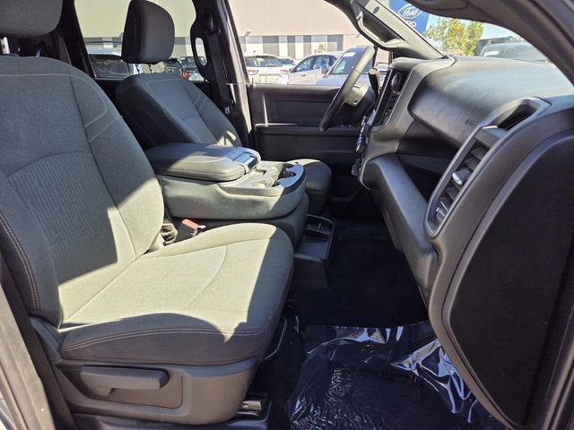 Used 2024 RAM 3500 Tradesman w/ Chrome Appearance Group image 30