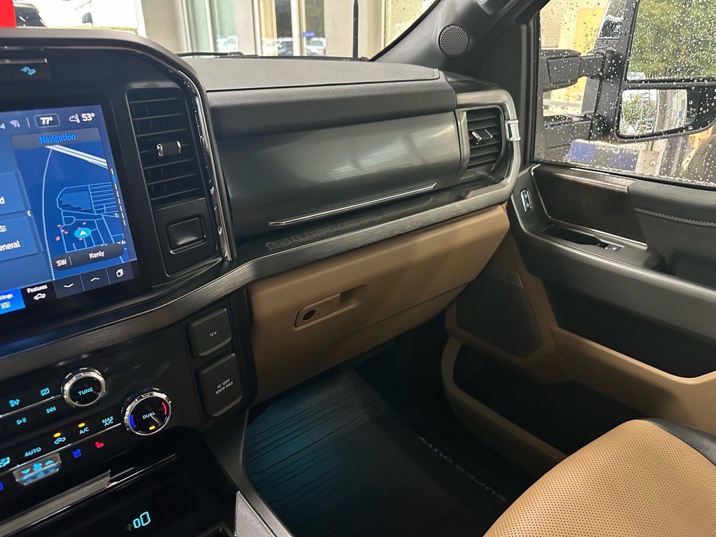 Certified 2024 Ford F250 Lariat w/ Chrome Package image 47