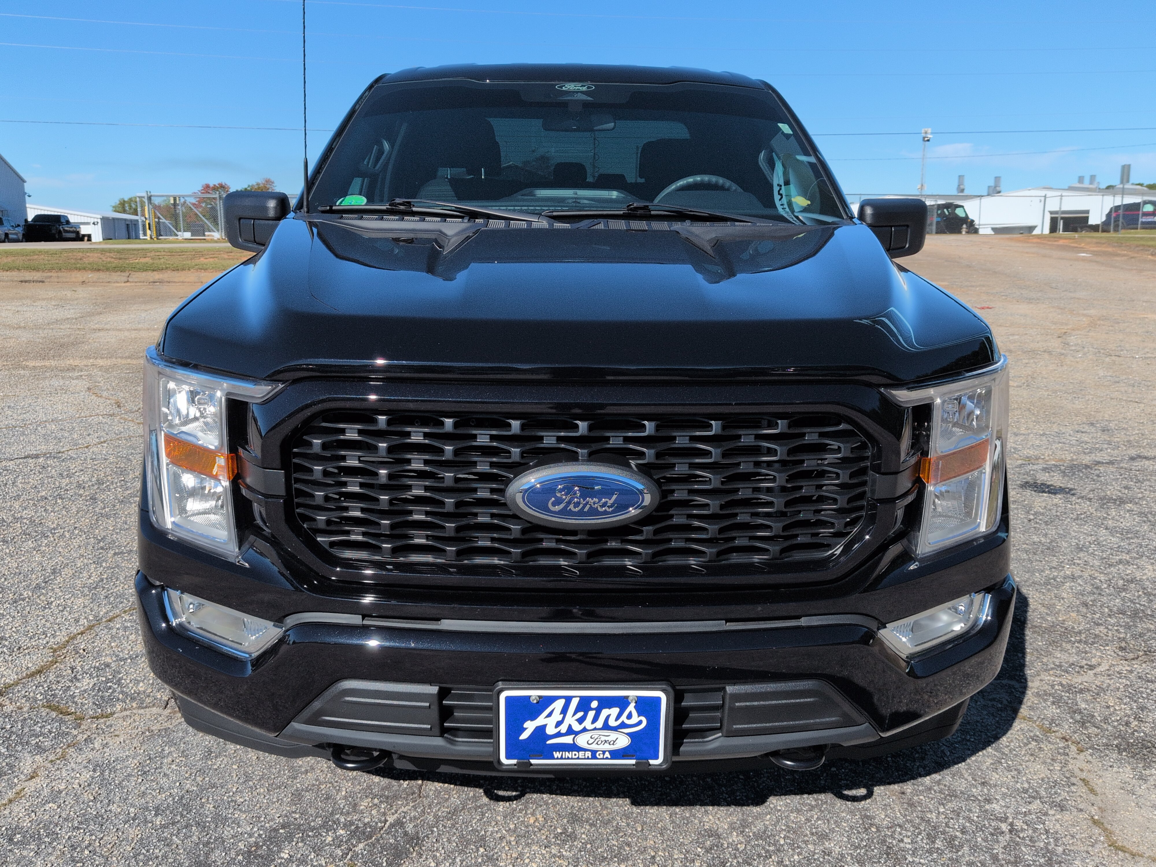Certified 2022 Ford F150 XL w/ STX Appearance Package AWD/4WD image 7