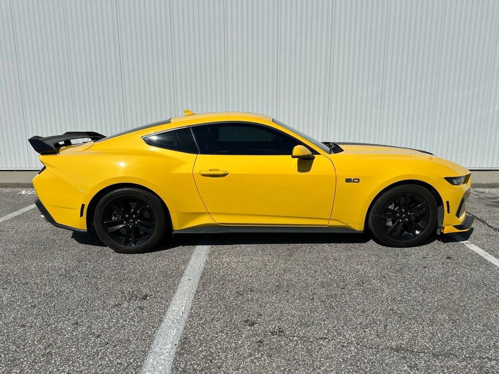 Certified 2024 Ford Mustang GT RWD image 9