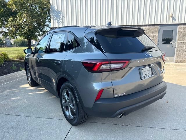 Certified 2026 Ford Escape ST-Line FWD image 8