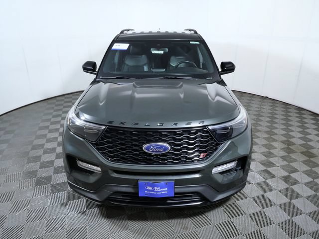 Certified 2022 Ford Explorer ST w/ ST Street Pack AWD/4WD image 3