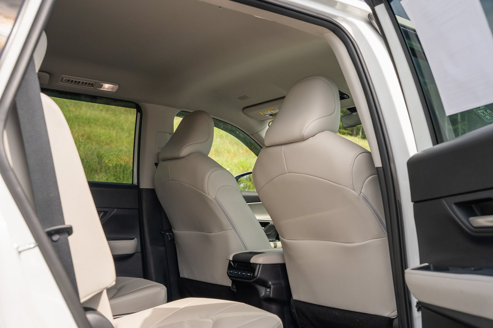 Used 2025 Toyota Grand Highlander FWD image 17