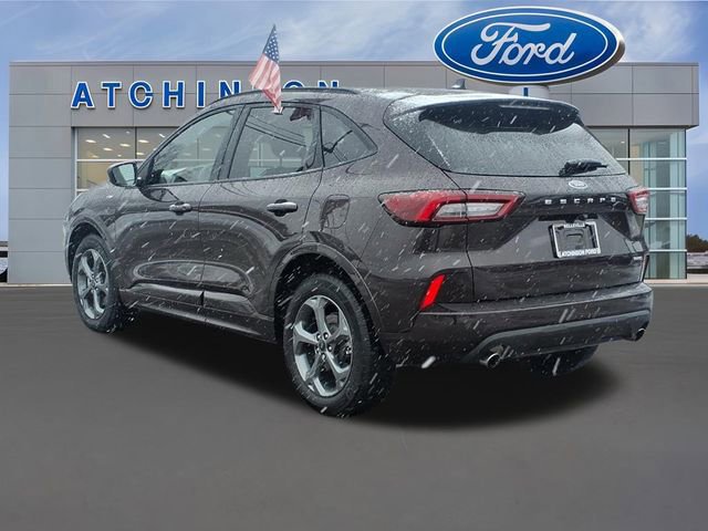 Certified 2023 Ford Escape ST-Line image 2