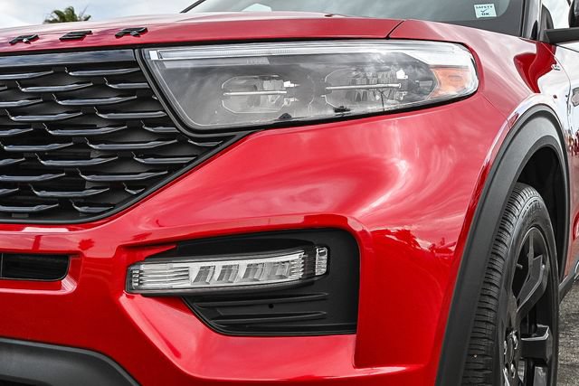 Certified 2023 Ford Explorer ST-Line w/ Class IV Trailer Tow Package RWD image 4