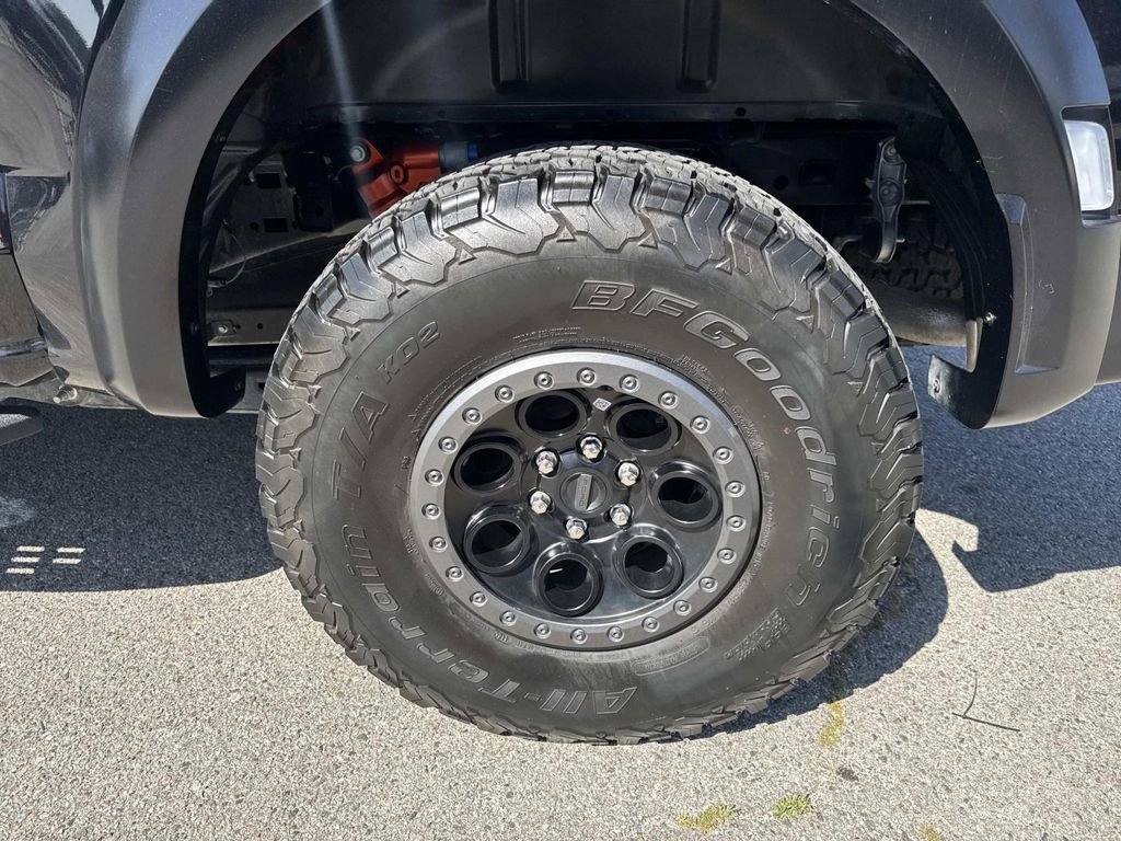 Certified 2025 Ford F150 Raptor AWD/4WD image 9