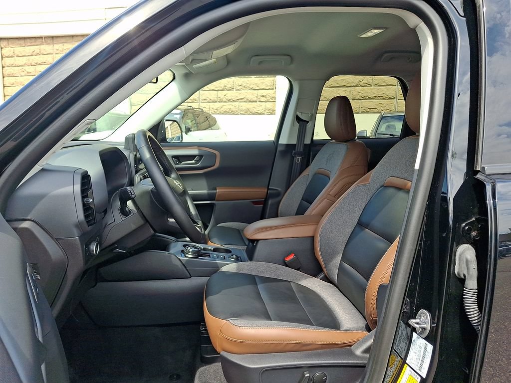 Certified 2024 Ford Bronco Sport Outer Banks w/ Tech Package AWD/4WD image 14
