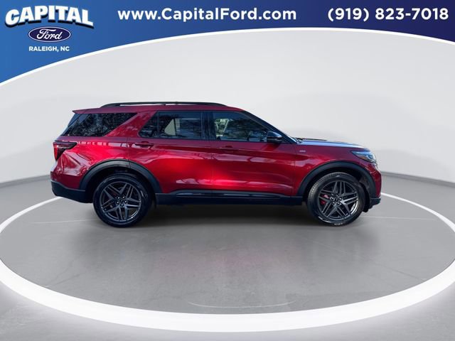 Certified 2025 Ford Explorer ST-Line w/ Premium Package image 7