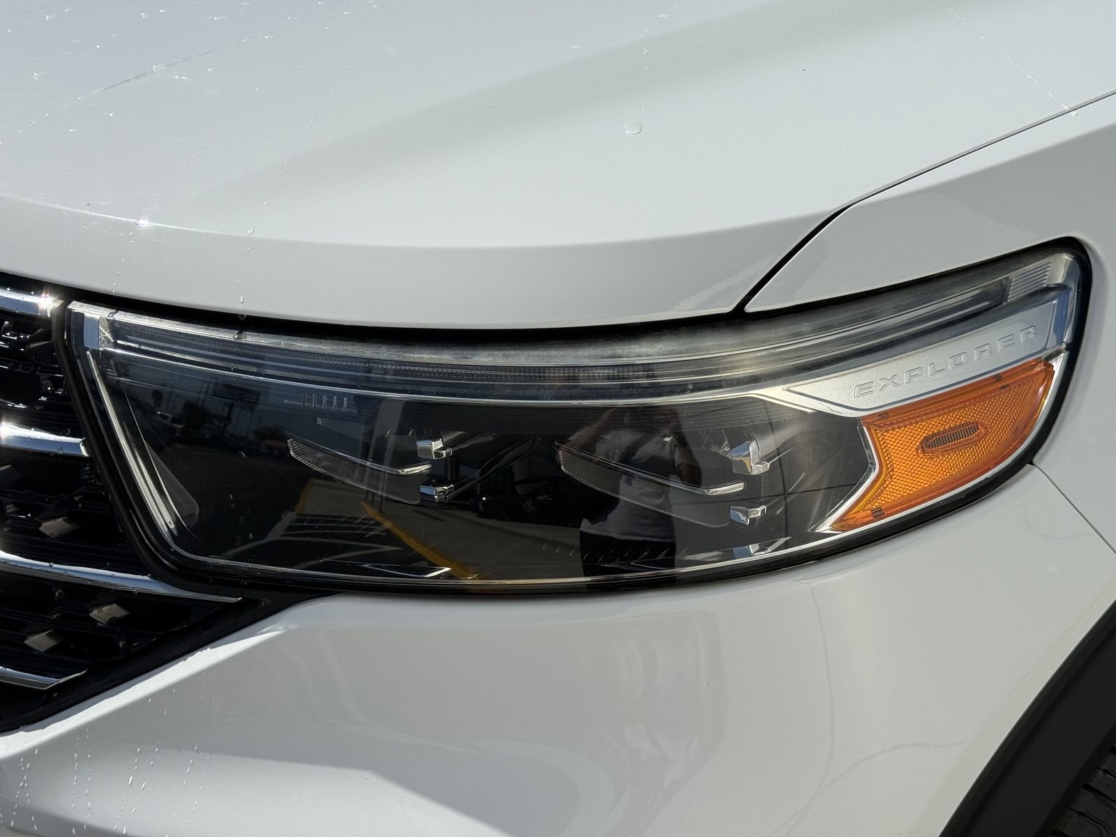 Certified 2021 Ford Explorer XLT w/ Equipment Group 202A image 6