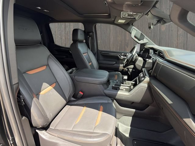 Used 2024 GMC Sierra 1500 AT4 w/ Technology Package AWD/4WD image 12