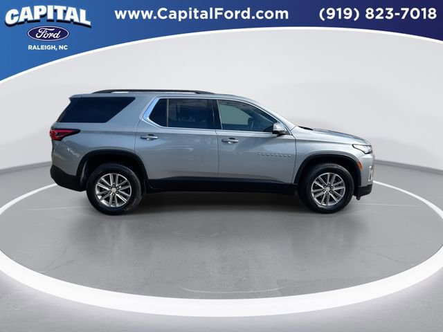 Used 2023 Chevrolet Traverse LT image 7