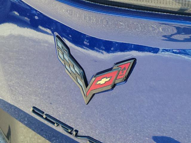Used 2019 Chevrolet Corvette Stingray Coupe w/ 1LT image 10