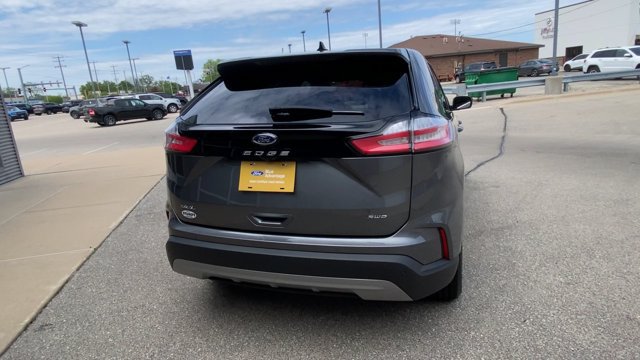Certified 2023 Ford Edge SEL w/ Convenience Package AWD/4WD image 9