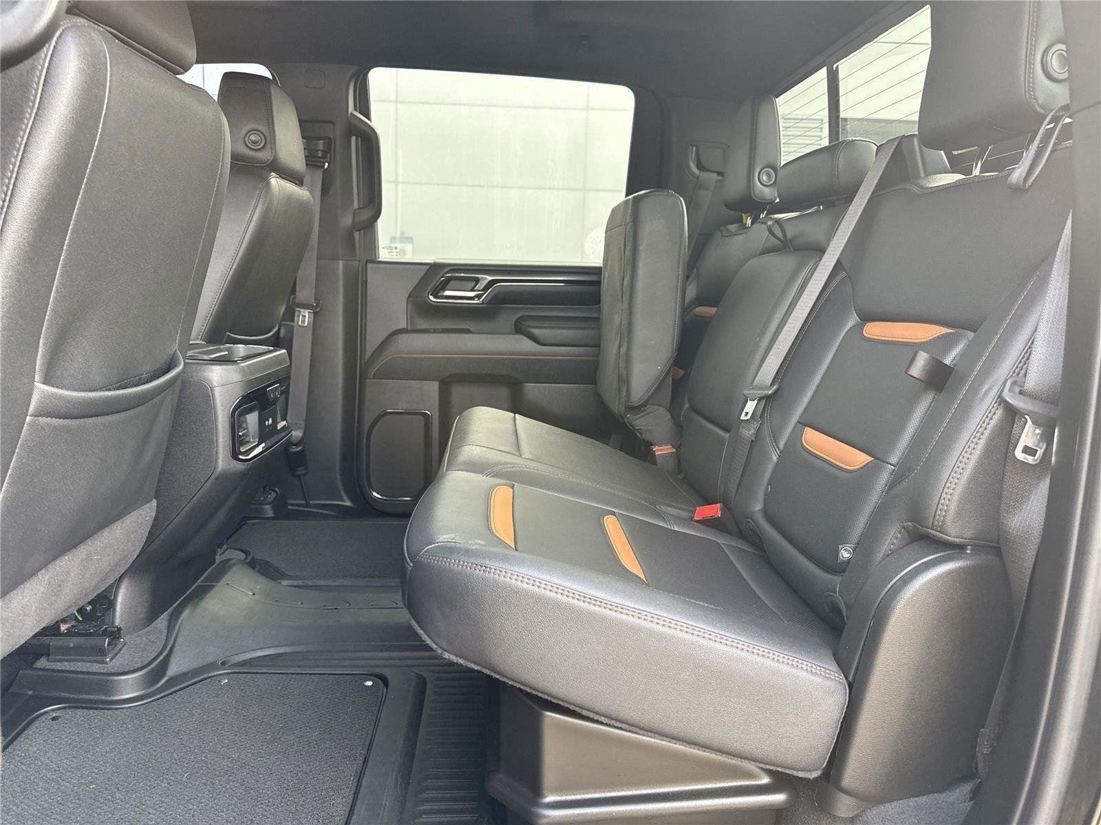 Used 2024 GMC Sierra 2500 AT4 w/ AT4 Premium Plus Package image 5