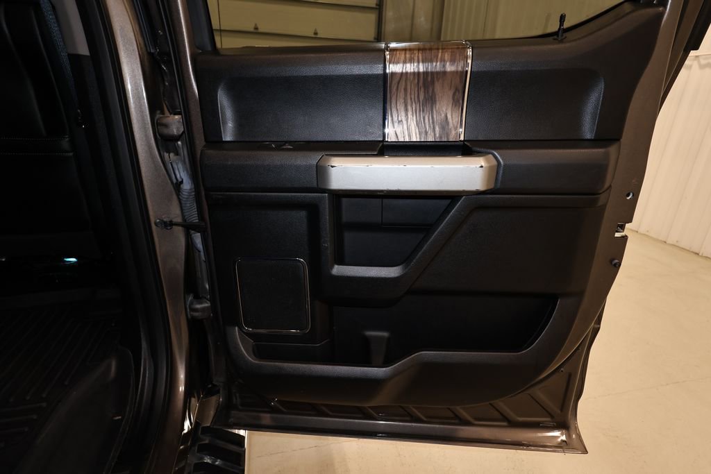 Certified 2018 Ford F150 Lariat image 21