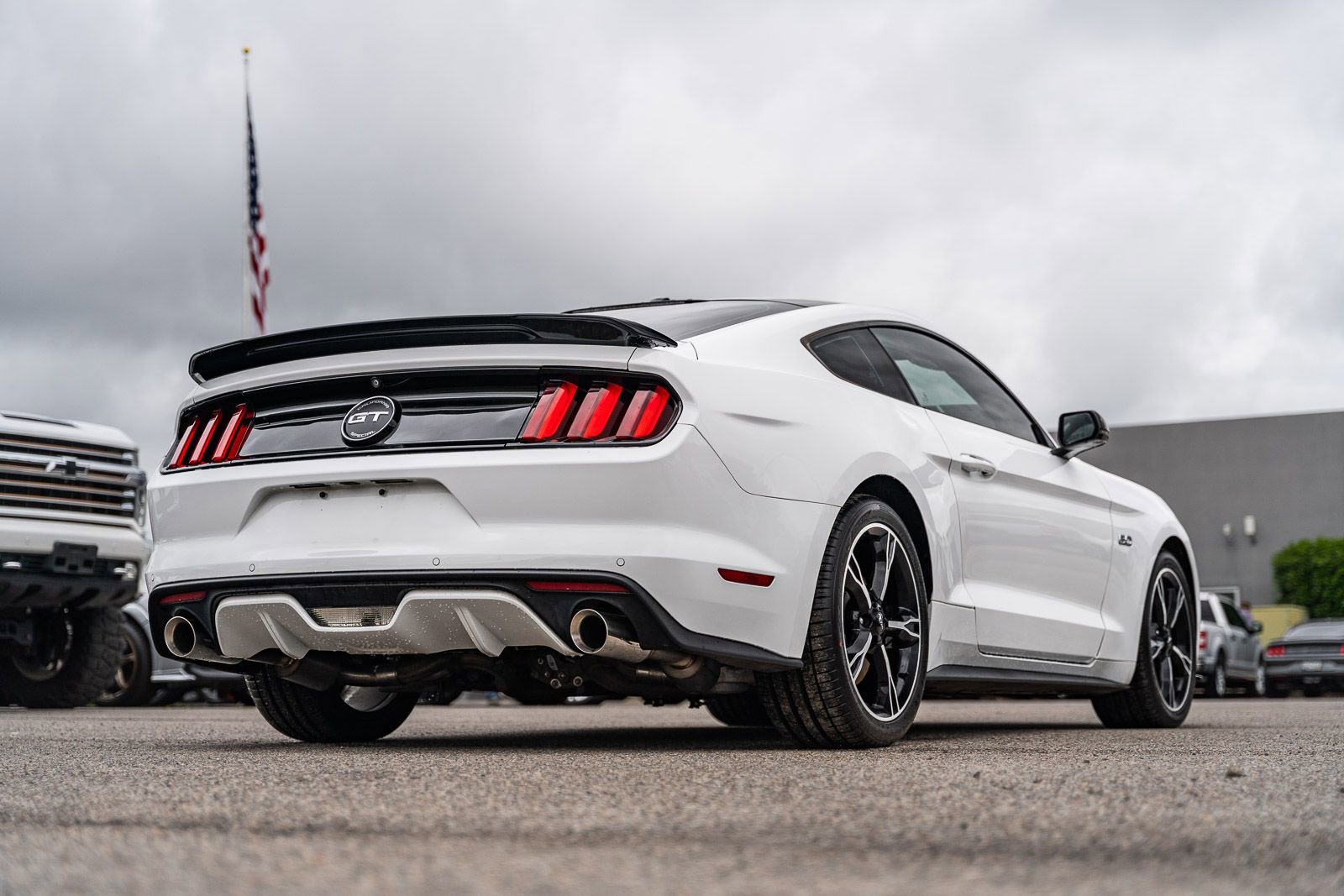 Certified 2017 Ford Mustang GT Premium w/ Equipment Group 401A RWD image 8