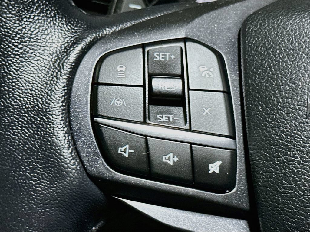 Certified 2020 Ford Explorer XLT w/ Equipment Group 202A AWD/4WD image 32