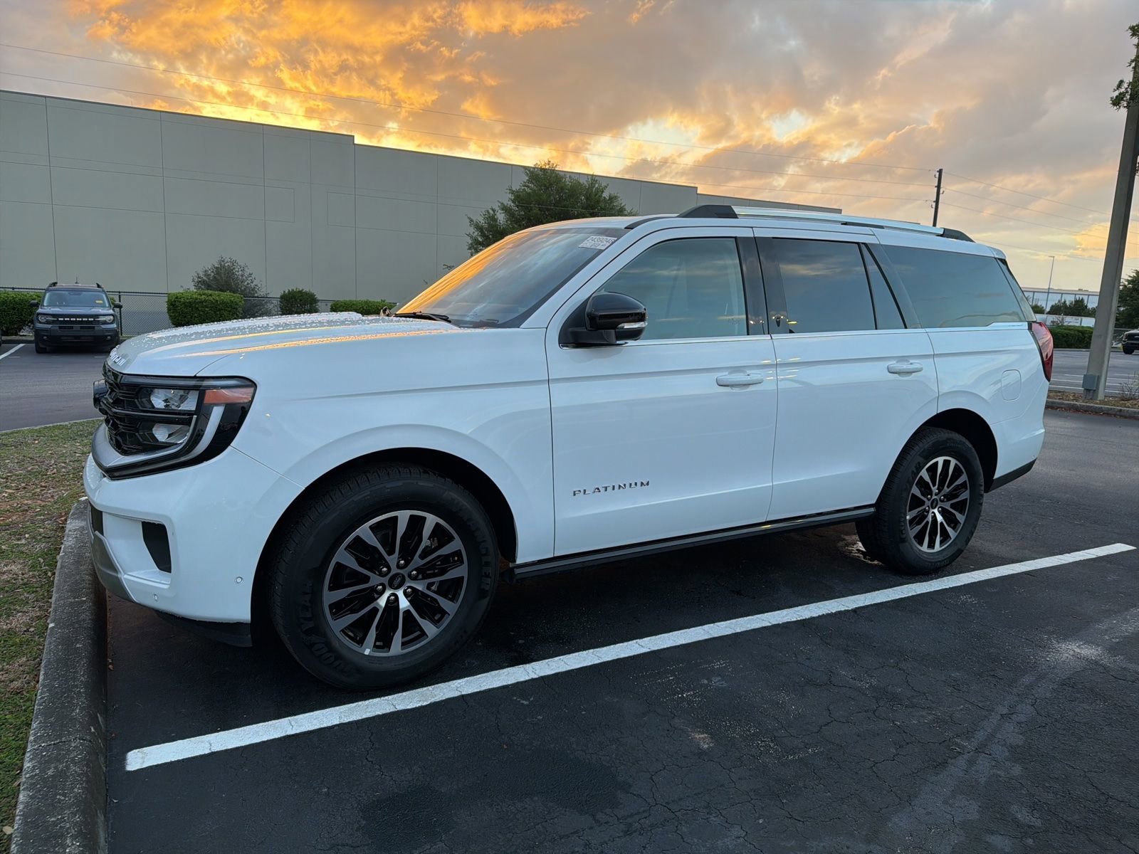 Certified 2025 Ford Expedition Platinum image 13