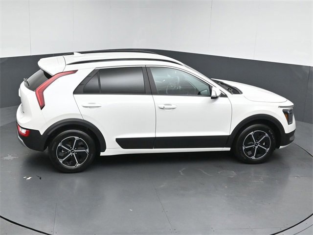 Used 2024 Kia Niro EX image 18