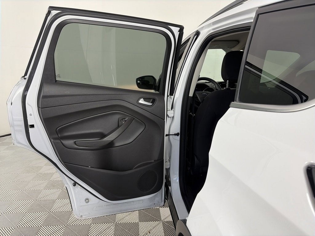 Certified 2018 Ford Escape SE image 12