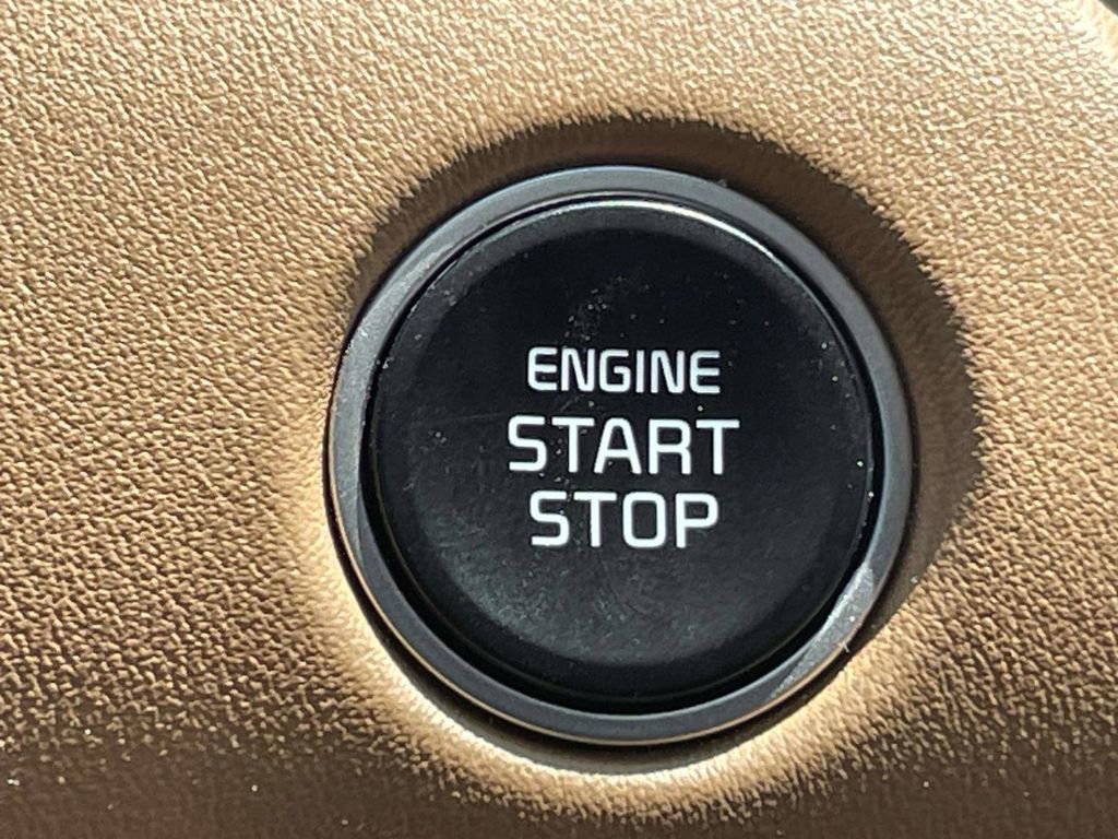 Used 2024 Kia Seltos EX image 25