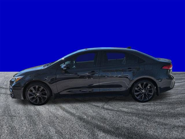 Used 2023 Toyota Corolla SE w/ SE Premium Package image 2