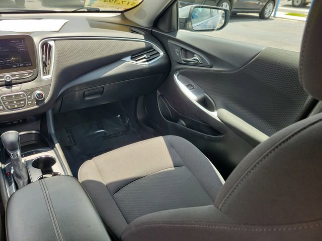 Used 2024 Chevrolet Malibu LT FWD image 14